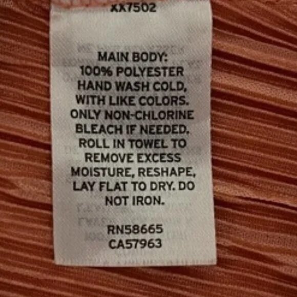 Halogen Small Orange Long Sleeve V Neck Micropleated Top - Picture 6 of 6